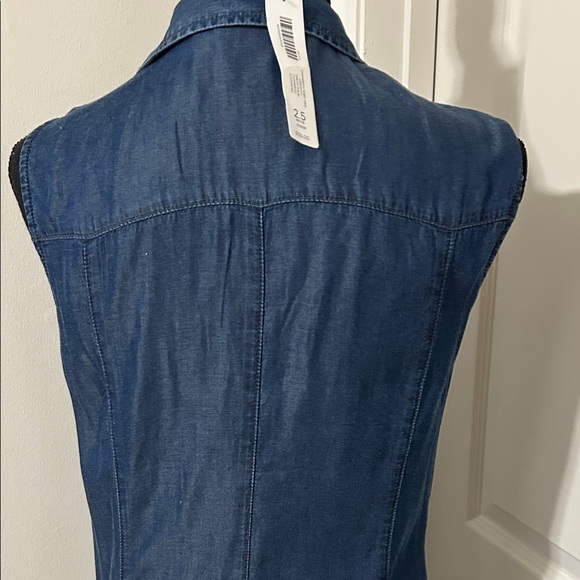 NWT Chico's Size 2.5 (regular size L) Sleeveless Denim Maxi Dress - Picture 4 of 8
